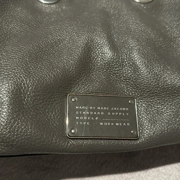 Marc by Marc‎ Jacobs Too Hot to Handle Purse - Grey/Faded Aluminum